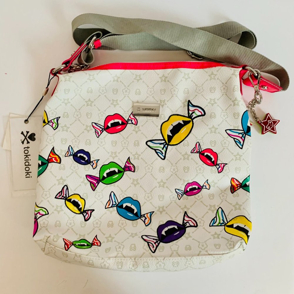 TOKIDOKI PICO FLUO VAMPIRE LIPS CROSSBODY BAG WITH DUST BAG - Picture 2 of 13